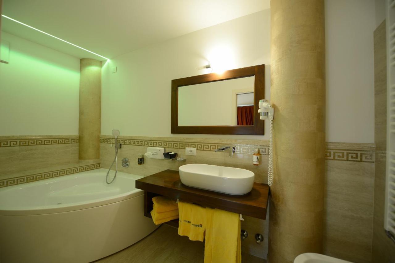 Hotel Sole Passo del Tonale Ngoại thất bức ảnh