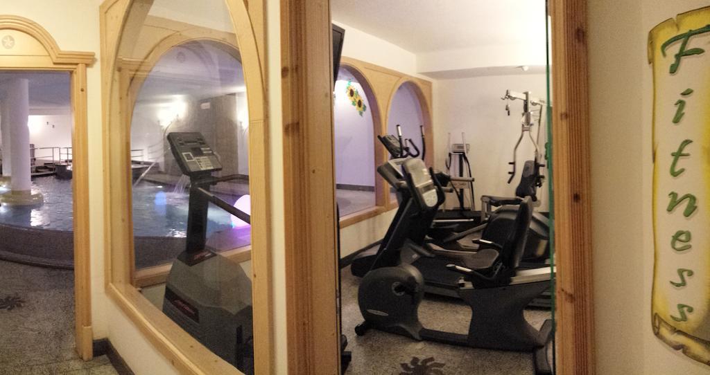 Hotel Sole Passo del Tonale Ngoại thất bức ảnh